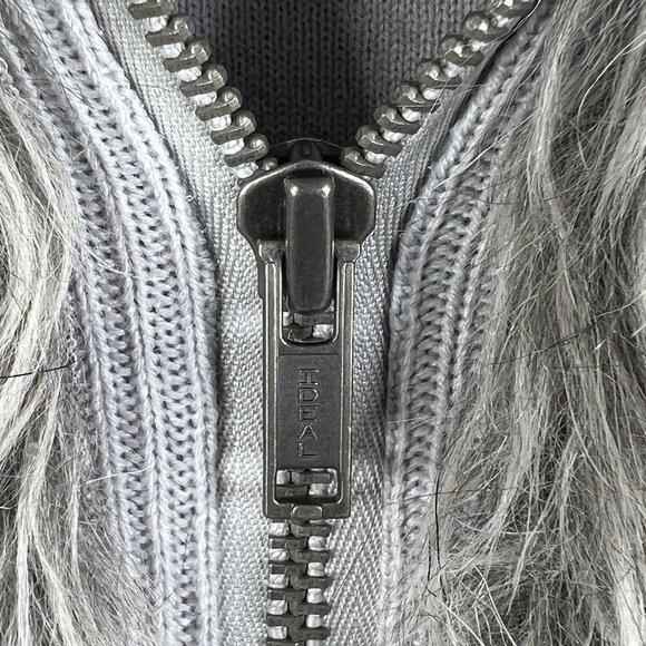 Express Womens S Oversized Merino Wool Blend Faux Fur Sweater Vest Knit Sleeves - Picture 15 of 16